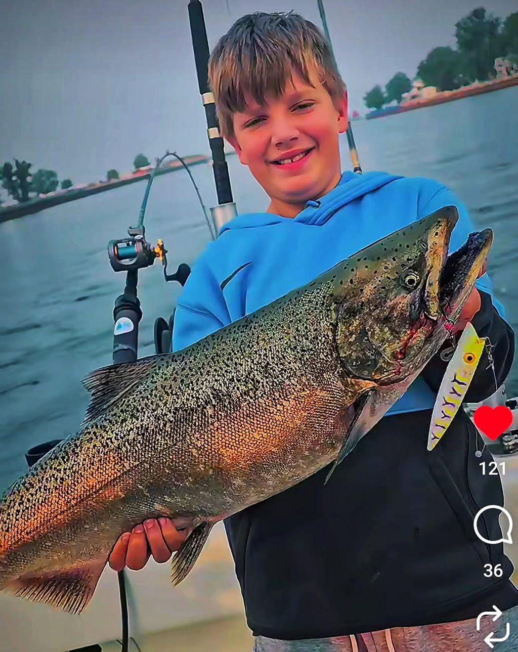 Killer Fish - Rattling TROLLING PLUG UV
